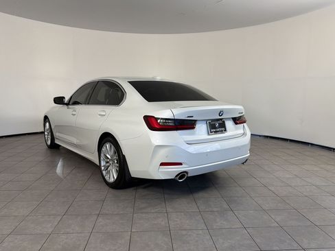 Used 2024 BMW 330i xDrive Sedan AWD/4WD image 3