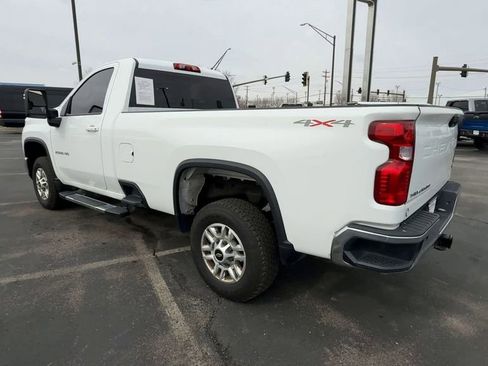 Used 2024 Chevrolet Silverado 2500 LT AWD/4WD image 6