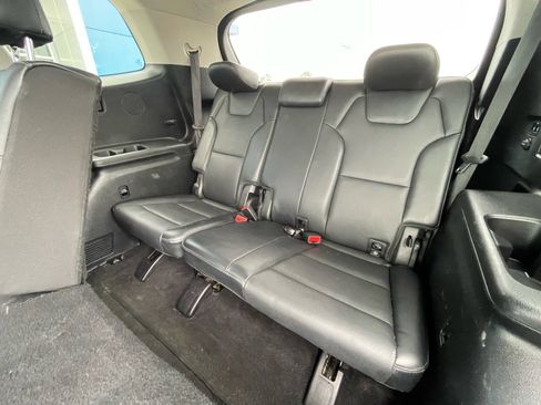 Used 2020 Kia Telluride LX FWD image 6