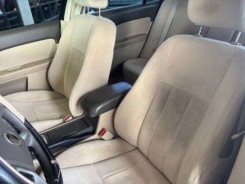 Used 2006 Mercury Milan FWD image 6