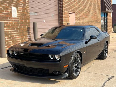 Used 2021 Dodge Challenger R/T Scat Pack image 7