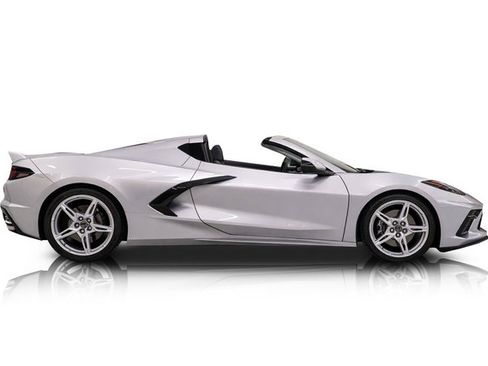 Used 2020 Chevrolet Corvette Stingray Premium Cpe w/ 3LT Preferred Equipment Group RWD image 2