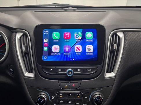 Used 2022 Chevrolet Malibu LT image 31