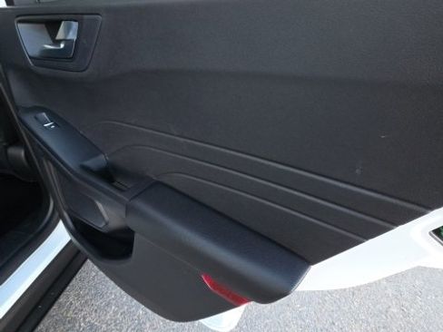 Used 2023 Ford Escape ST-Line image 18