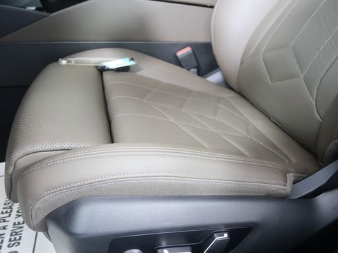 Used 2025 BMW 530i 530i image 9