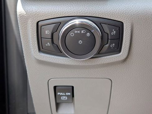 Used 2018 Ford F150 XL w/ Equipment Group 101A Mid RWD image 21