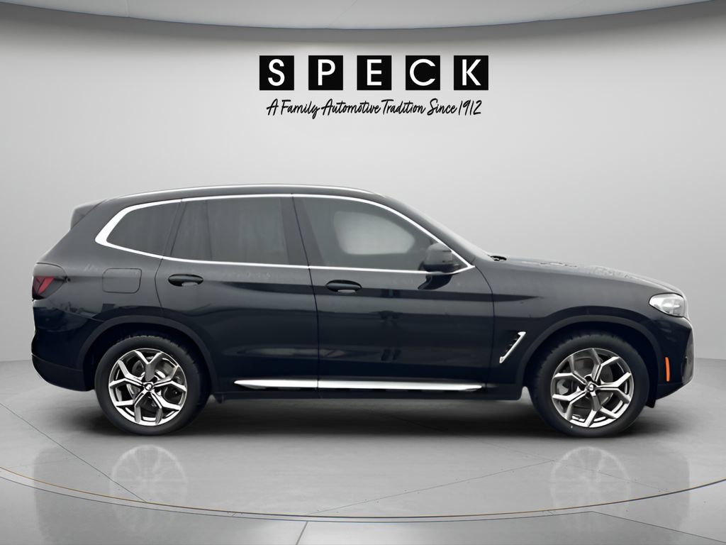 Used 2022 BMW X3 xDrive30i w/ Convenience Package AWD/4WD image 6
