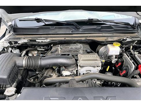 Used 2022 RAM 1500 Limited AWD/4WD image 11