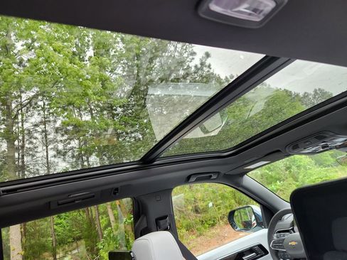 New 2026 Chevrolet Tahoe Premier AWD/4WD image 13