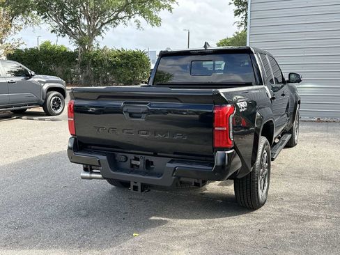 Used 2026 Toyota Tacoma TRD Sport image 7