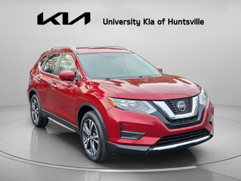 Used 2020 Nissan Rogue SV w/ Premium Package image 1