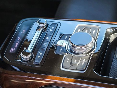 Used 2019 Genesis G90 5.0 Ultimate image 22