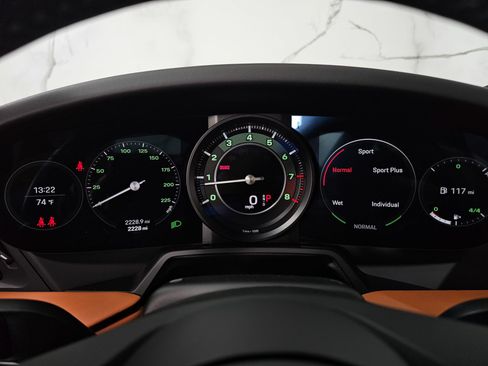 Used 2023 Porsche 911 Turbo S AWD/4WD image 32