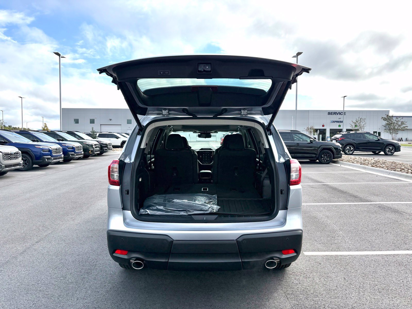 New 2027 Subaru Ascent Touring AWD/4WD image 9
