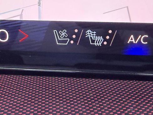 New 2026 Chevrolet Traverse RS image 30