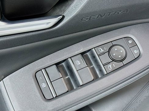 New 2026 Nissan Sentra SV w/ SV Convenience Package FWD image 6