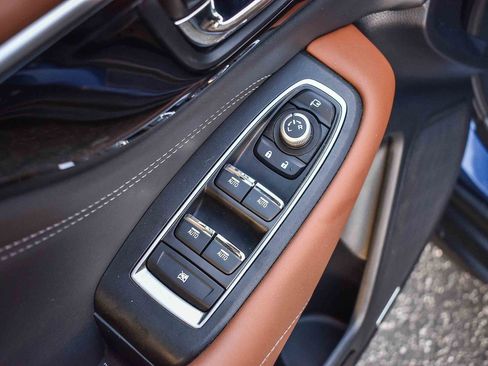 Used 2022 Subaru Outback Touring XT image 20