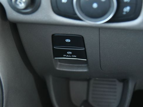 Used 2023 Ford Transit 350 XLT image 38