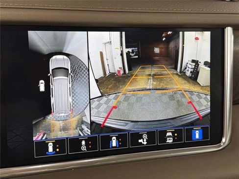 Certified 2023 GMC Yukon Denali AWD/4WD image 34