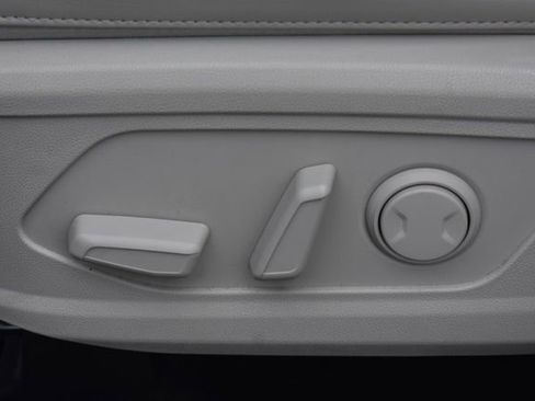 Used 2025 Kia Sorento X-Line EX image 24