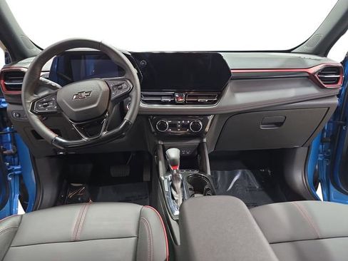 New 2025 Chevrolet TrailBlazer RS w/ Convenience Package image 12