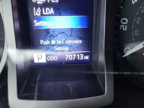 Used 2021 Toyota Tacoma TRD Off-Road w/ Technology Package image 25