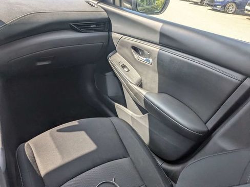 Used 2024 Nissan Sentra SV FWD image 16