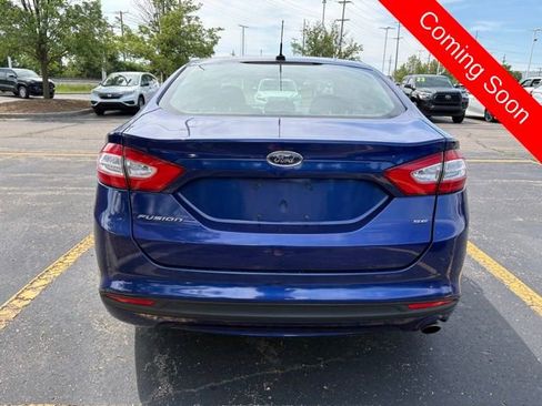 Used 2014 Ford Fusion SE FWD image 5