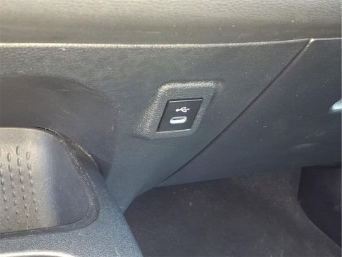 Used 2024 Toyota Corolla LE image 20