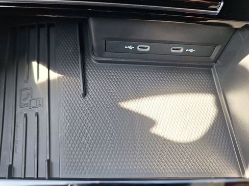 New 2026 Volkswagen Atlas SE image 17