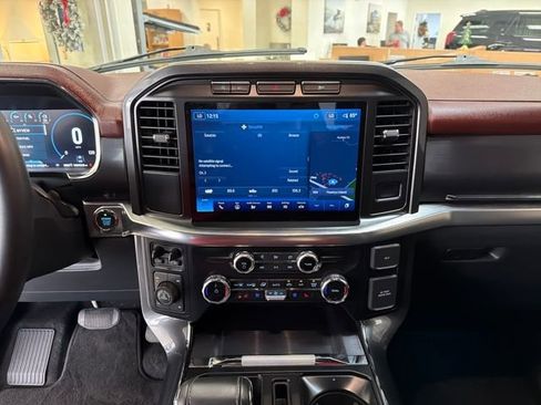 Used 2023 Ford F150 Lariat image 22