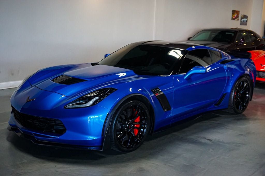 Used 2016 Chevrolet Corvette Z06 w/ Z07 Performance Package RWD image 5