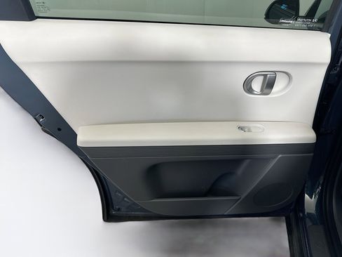 Used 2024 Hyundai Ioniq 5 SE image 26