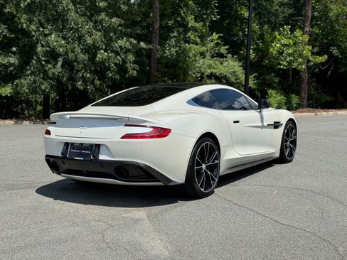 Used 2014 Aston Martin Vanquish Coupe RWD image 12
