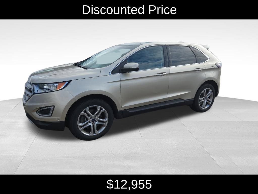 Used 2017 Ford Edge Titanium w/ Equipment Group 302A AWD/4WD image 3