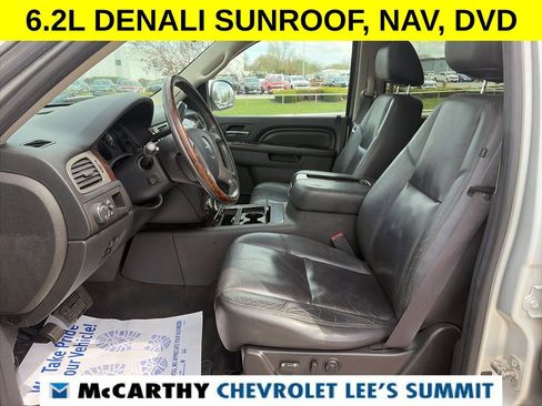 Used 2011 GMC Yukon XL Denali AWD/4WD image 50