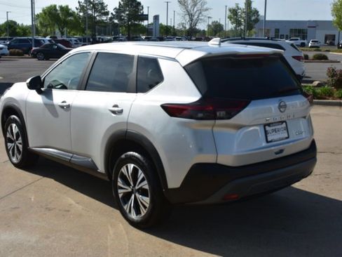 Used 2023 Nissan Rogue SV AWD/4WD image 8