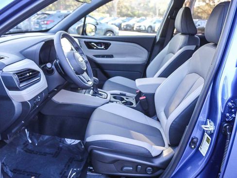 New 2025 Subaru Forester Limited image 17