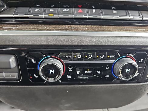 Certified 2025 Chevrolet Silverado 1500 LT image 27