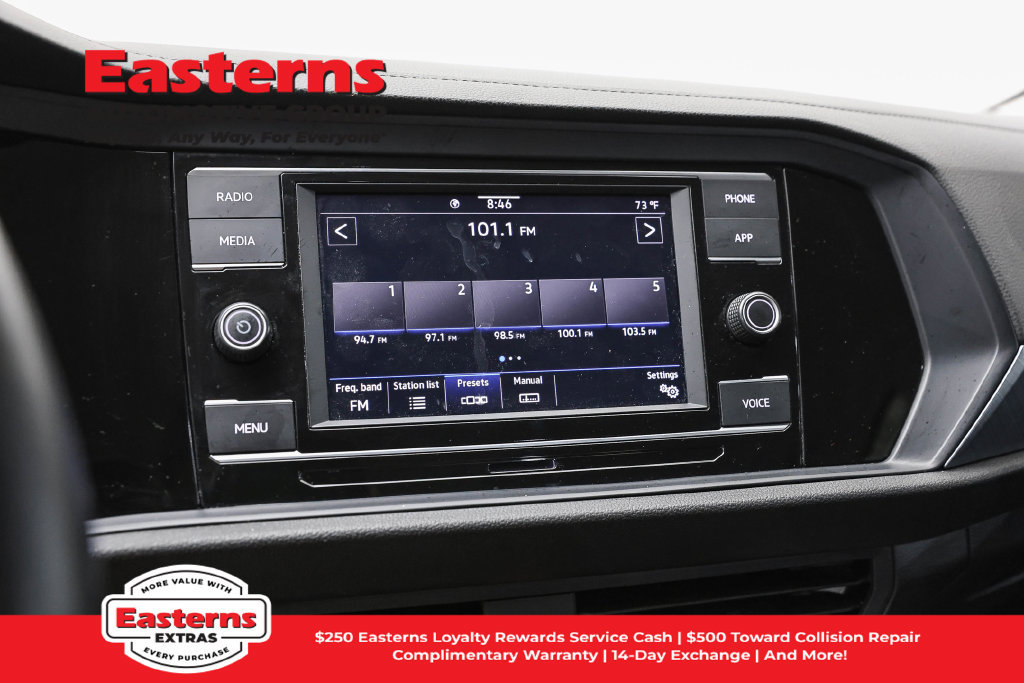 Used 2024 Volkswagen Jetta SE FWD image 19