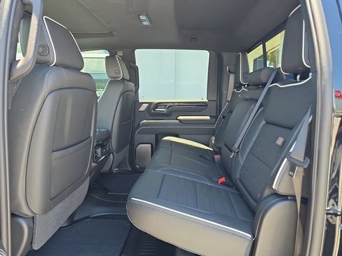 New 2026 GMC Sierra 2500 AT4X w/ LPO, Black Badging Package AWD/4WD image 15