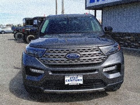 Used 2023 Ford Explorer Limited AWD/4WD image 2
