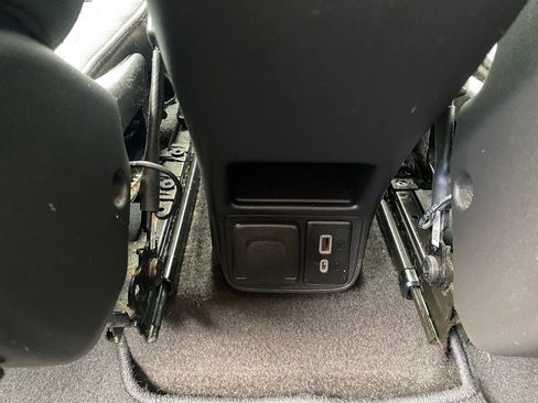 Used 2021 Chevrolet TrailBlazer RS w/ Convenience Package FWD image 23