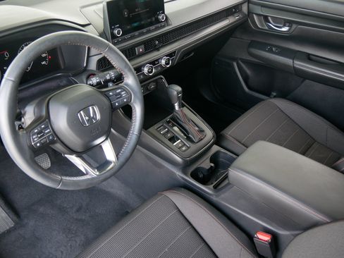 Used 2023 Honda CR-V Sport image 13