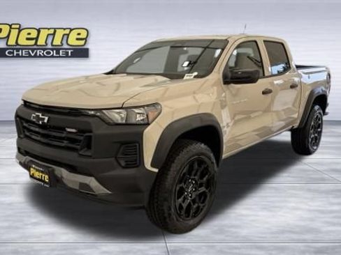 New 2026 Chevrolet Colorado Trail Boss AWD/4WD image 1