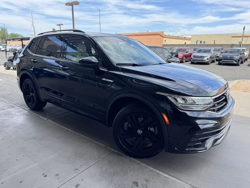 Used 2024 Volkswagen Tiguan SE R-Line image 6