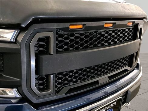 Used 2018 Ford F150 XLT w/ Equipment Group 302A Luxury AWD/4WD image 30
