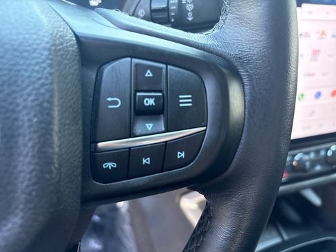 Used 2024 Ford Ranger Lariat w/ FX4 Off-Road Package image 15