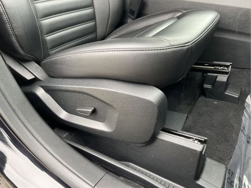 Used 2021 Ford Edge SEL w/ Convenience Package image 26