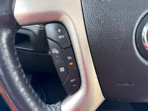 Used 2012 Cadillac Escalade Platinum image 34